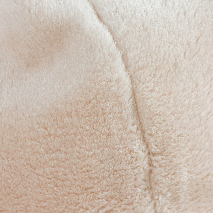 close up of the pale pink blush faux fur used on the iCrib bean bag for iPads or tablets